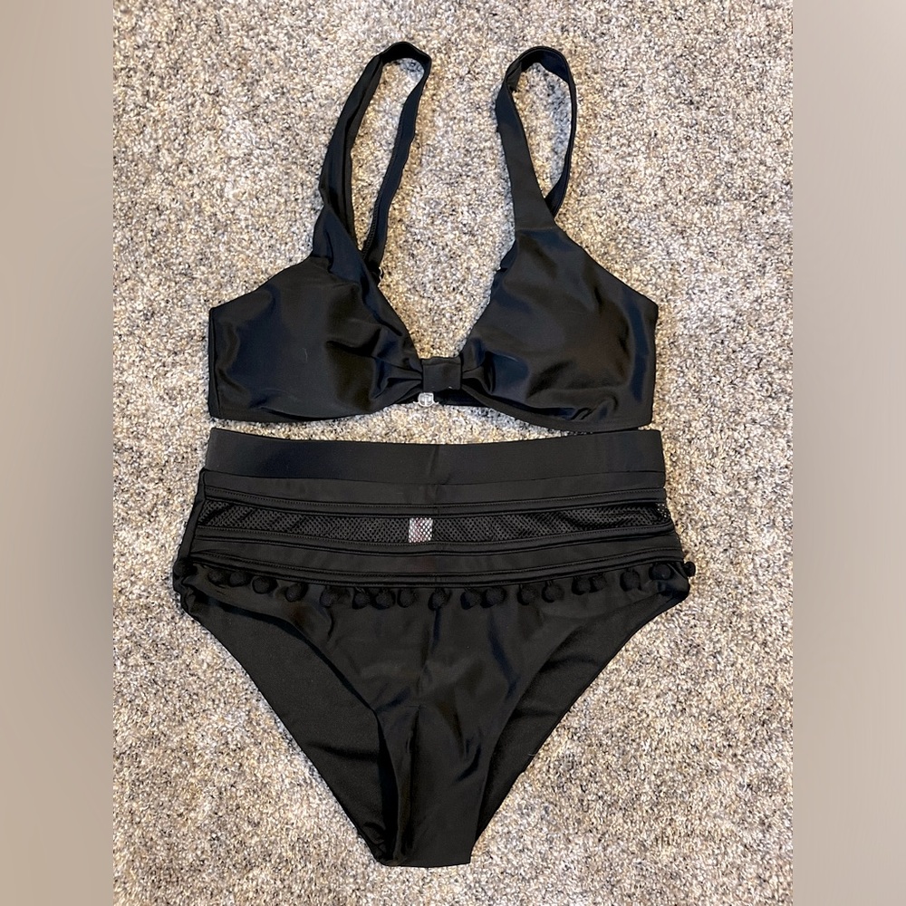 Women’s high wasted black bikini